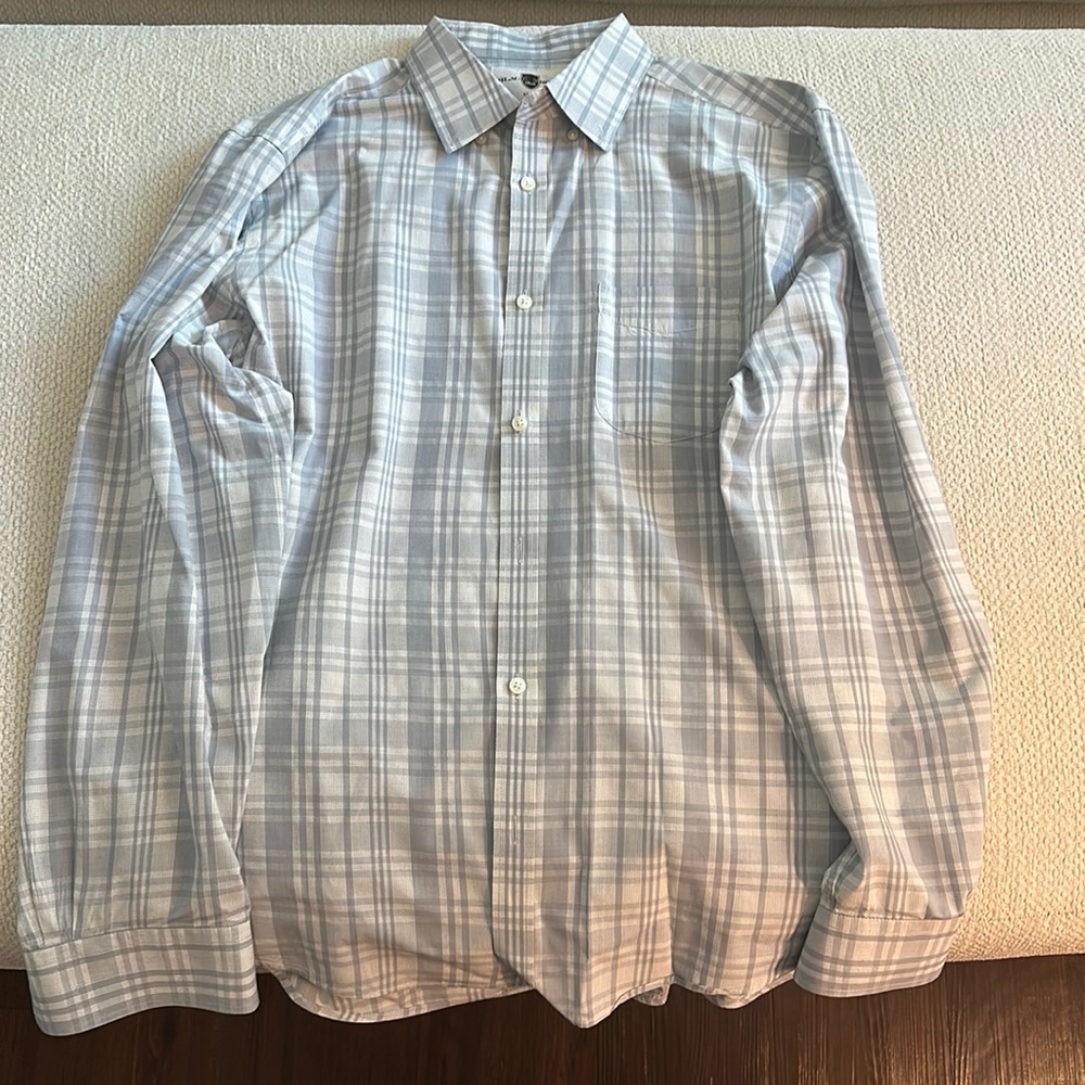 Men’s button down, Black Brown size XL